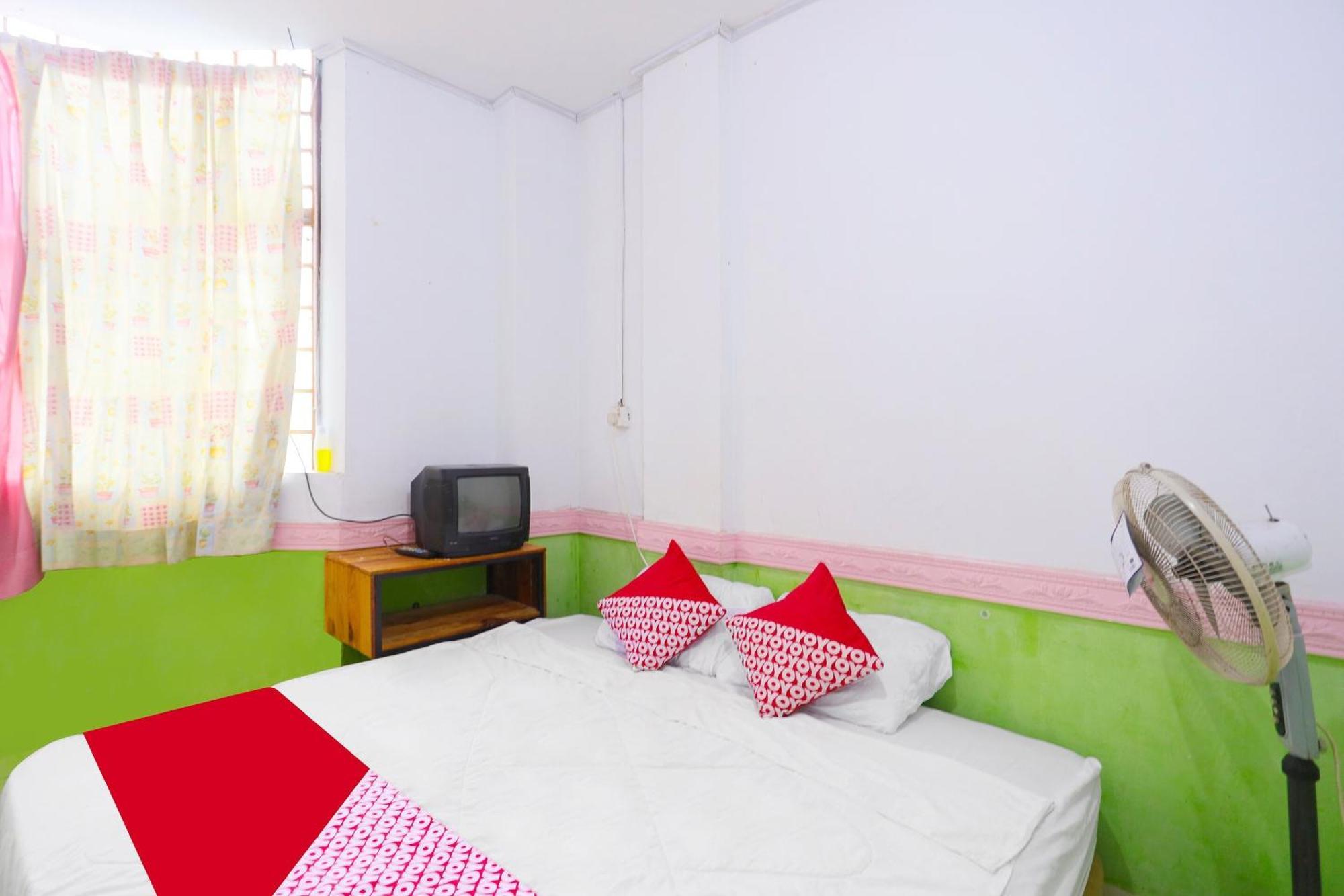 Spot On 91343 Kartika Guest House Syariahnearpantai Stres Jodoh  外观 照片